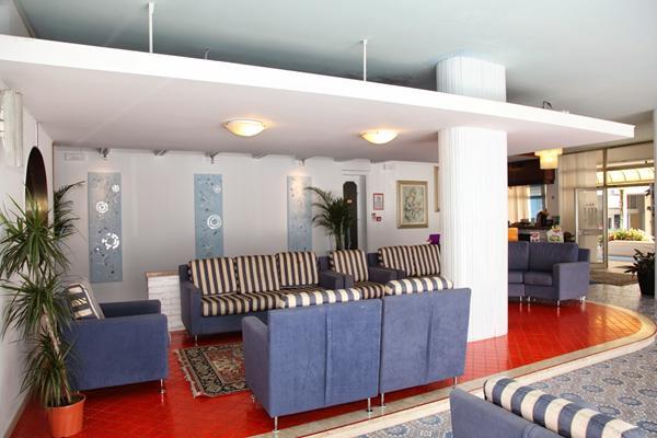 Pigalle Hotel 3*
