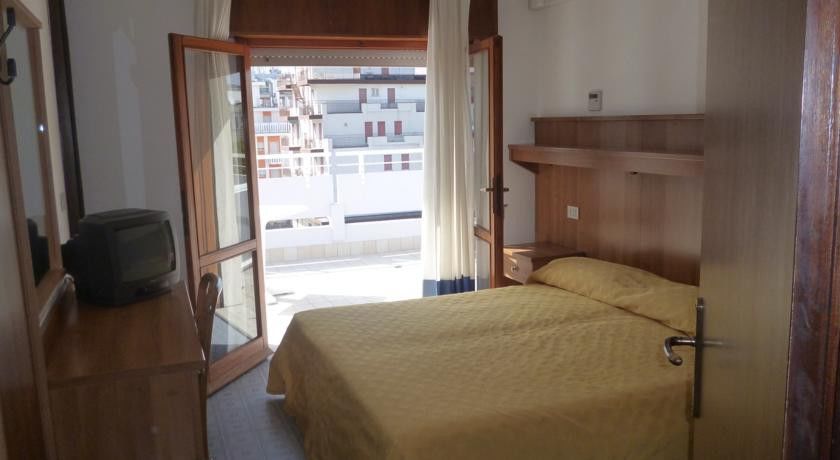 Hotel Pigalle 3*